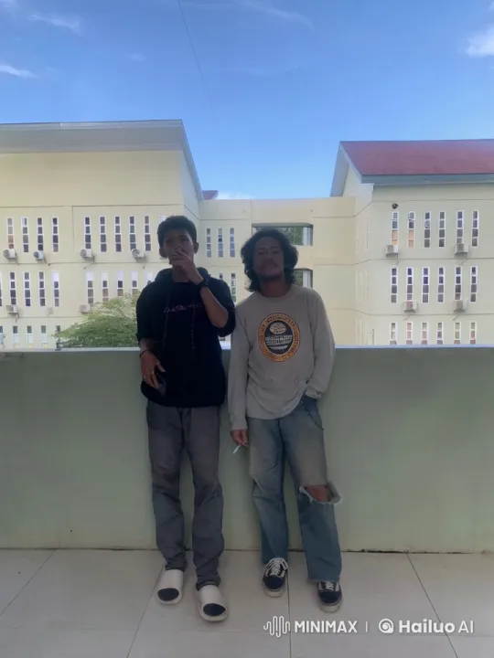 Young Men Showcase Impressive Kungfu Skills on Balcony – AI Generated Video | Hailuo AI