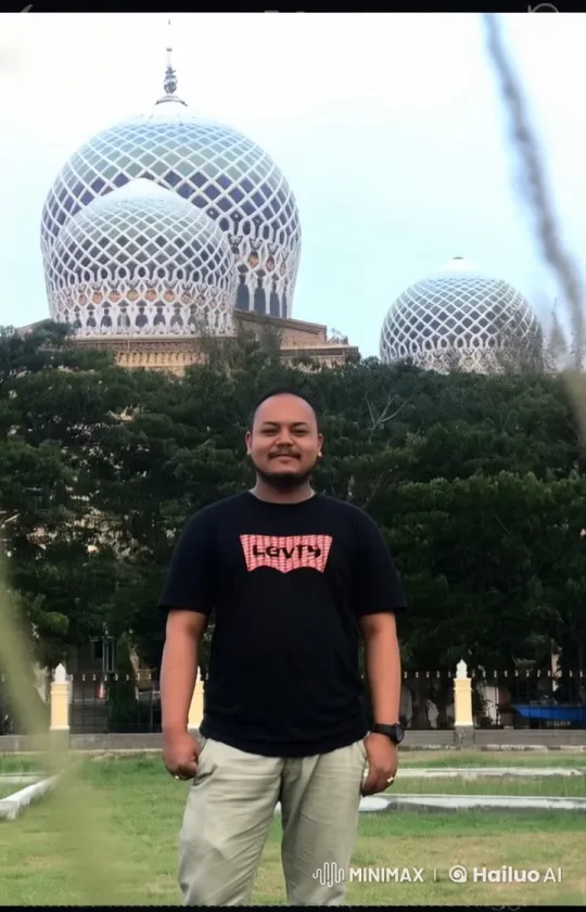 Transformation: Moving Object Becomes Lion, Then Moves – AI Generated Video | Hailuo AI