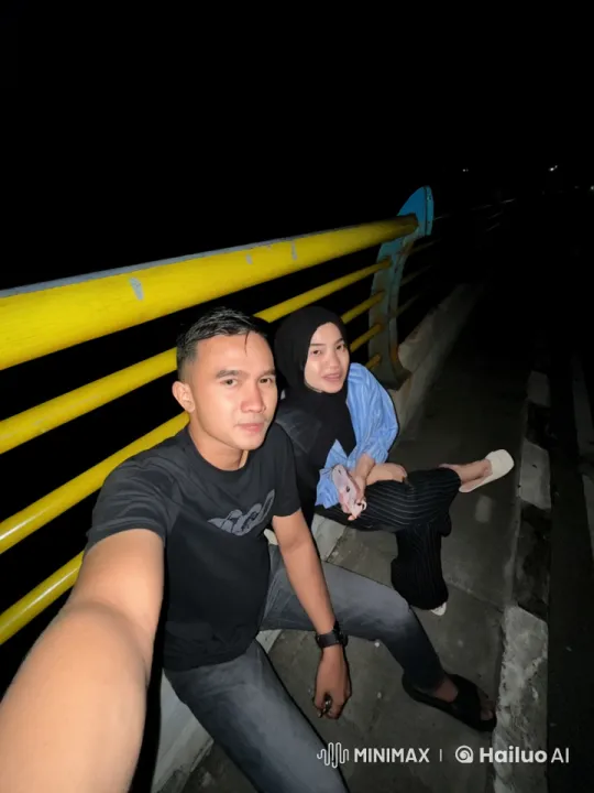 Dynamic Kungfu Display on Dark Night Pavement – AI Generated Video | Hailuo AI
