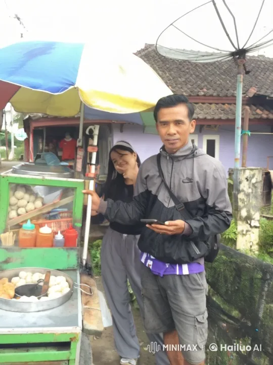 Affectionate Moment at Street Food Cart – AI Generated Video | Hailuo AI