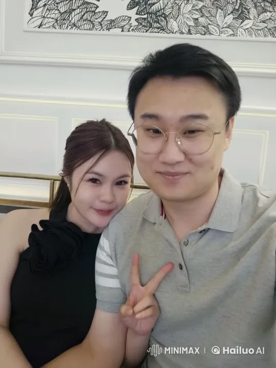 Couple Demonstrates Martial Arts Skills in Elegant Setting – AI Generated Video | Hailuo AI