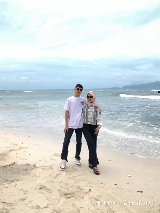 Couple Practicing Kung Fu at the Beach – AI Generated Video | Hailuo AI