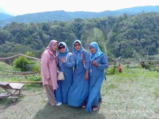 Women Practicing Kungfu in Scenic Mountains – AI Generated Video | Hailuo AI