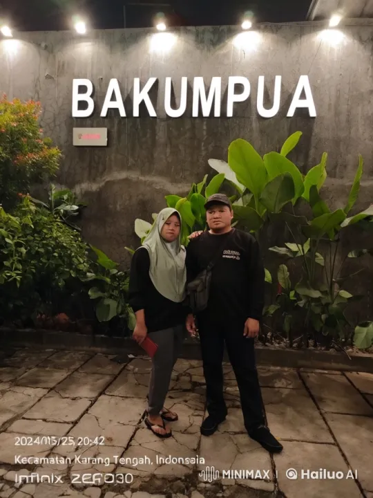 Couple Performs Kungfu in Serene Indonesian Setting – AI Generated Video | Hailuo AI