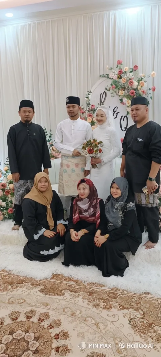 Traditional Wedding Turns into Energetic Kung Fu Display – AI Generated Video | Hailuo AI
