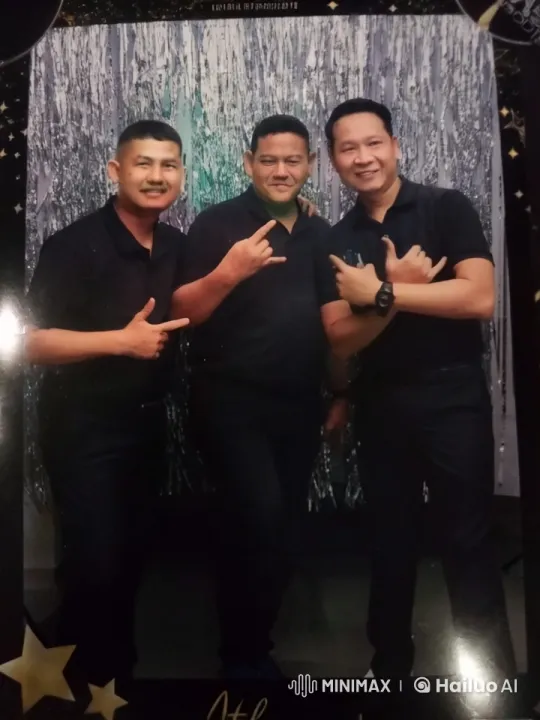 Kung Fu Masters Displaying Precision Skills – AI Generated Video | Hailuo AI