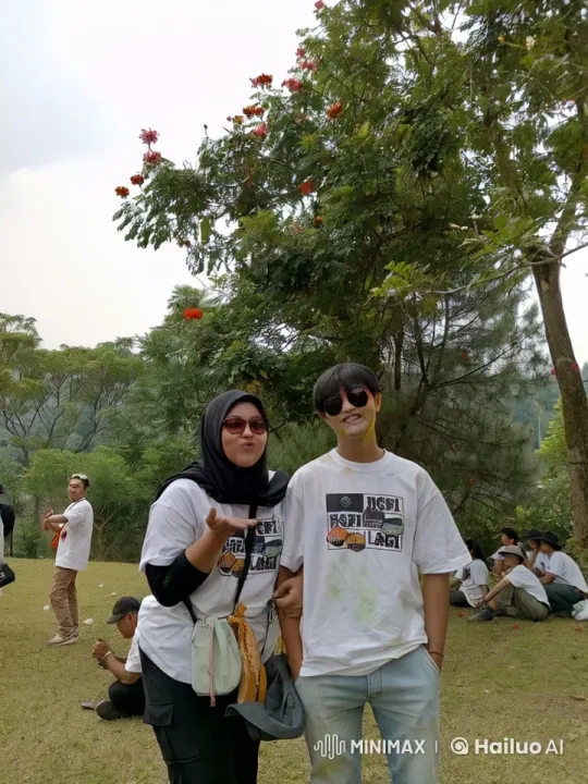 Lush Garden Kung Fu Showdown – AI Generated Video | Hailuo AI