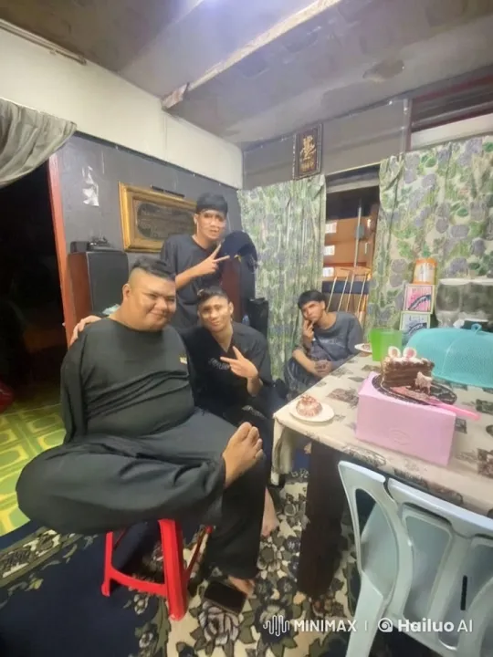 Energetic Kungfu Performance in Lively Living Room – AI Generated Video | Hailuo AI