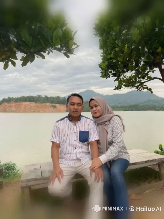 Couple's Kung Fu Display by Serene Lake – AI Generated Video | Hailuo AI