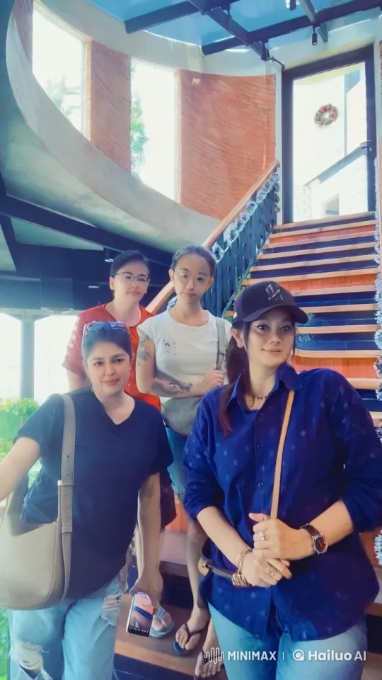 Indoor Kungfu Performance on Stairs – AI Generated Video | Hailuo AI