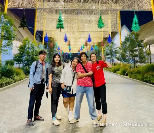 Five Friends Practice Kung Fu Under Festive Lights – AI Generated Video | Hailuo AI