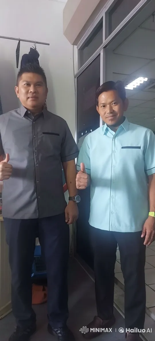 Dynamic Kungfu Display in Office Setting – AI Generated Video | Hailuo AI
