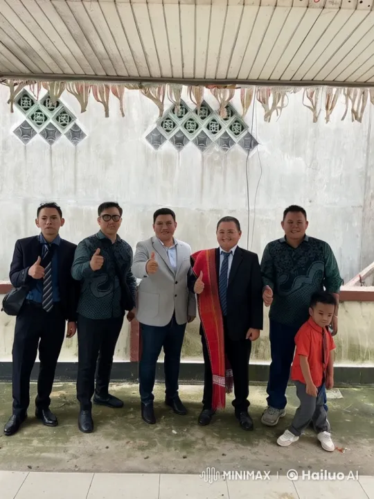 Traditional Kungfu Display by Six Individuals Under Canopy – AI Generated Video | Hailuo AI