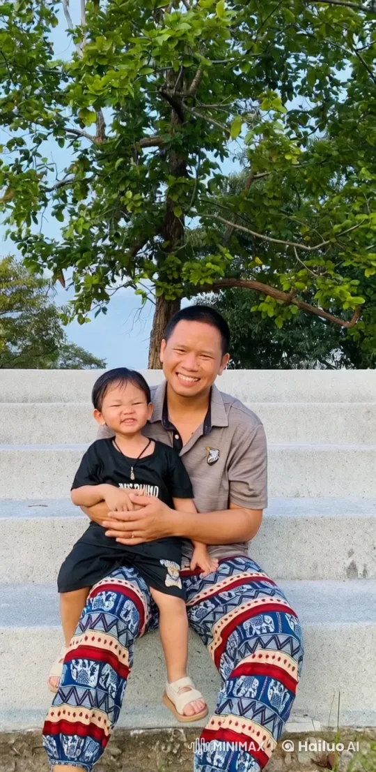 Man and Child Practice Synchronized Kung Fu – AI Generated Video | Hailuo AI