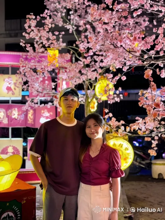 Couple Enacts Kung Fu Under Cherry Blossoms and Lanterns – AI Generated Video | Hailuo AI