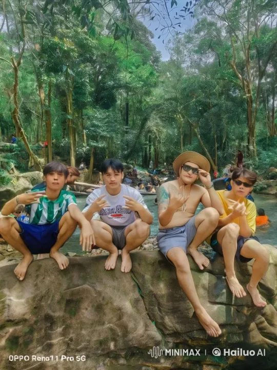 Kung Fu Friends Display Dynamic Skills in Forest – AI Generated Video | Hailuo AI