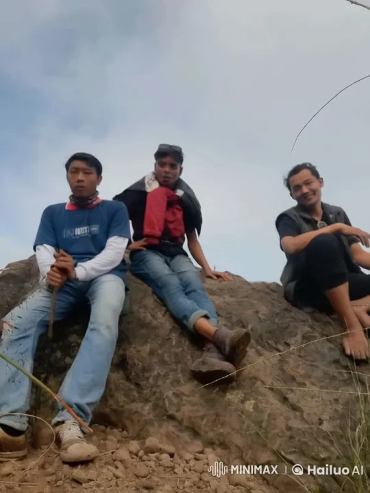 Rocky Landscape: Kung Fu and Fishing Practice – AI Generated Video | Hailuo AI