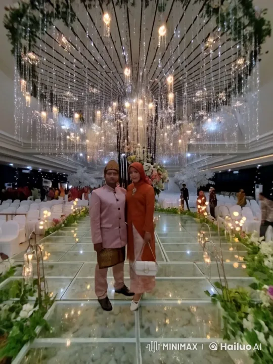 Wedding Hall Kung Fu: Traditional Attire, Intense Battle – AI Generated Video | Hailuo AI