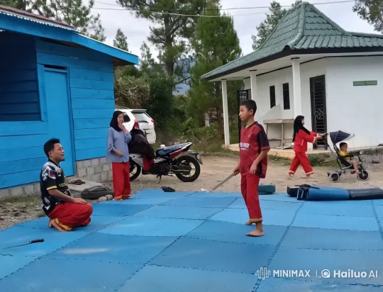 Children Practicing Kung Fu in a Courtyard Setting – AI Generated Video | Hailuo AI