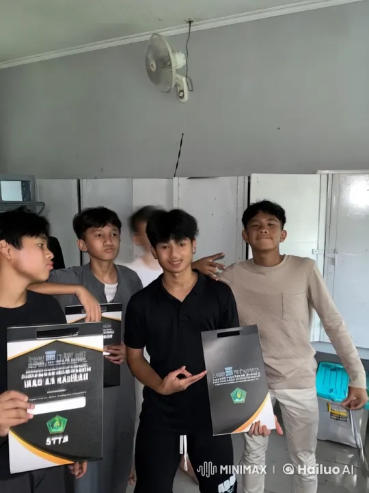 Youthful Kungfu Practitioners Showcase Skills in Energetic Display – AI Generated Video | Hailuo AI