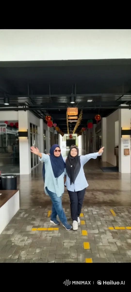 Festive Hallway Kung Fu Exchange – AI Generated Video | Hailuo AI