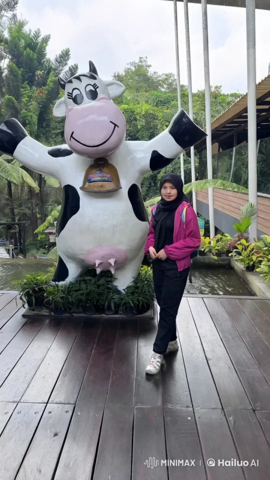 Young Woman Practices Wing Chun Kung Fu by Trawas Riverside – AI Generated Video | Hailuo AI