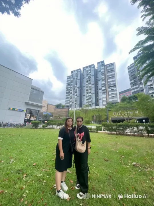 Urban Park Kungfu Display by Two Practitioners – AI Generated Video | Hailuo AI