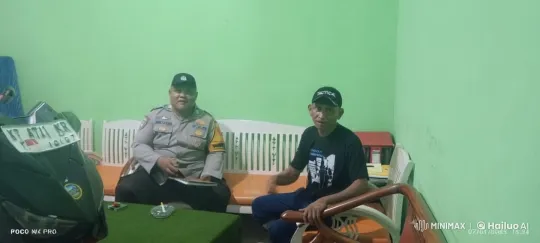 Police Officer Watches Martial Arts Demonstration – AI Generated Video | Hailuo AI
