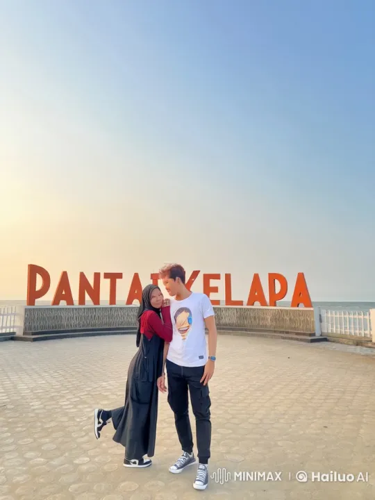 Couple Performs Dynamic Kungfu on Beachfront – AI Generated Video | Hailuo AI