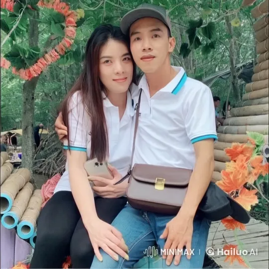 Couple's Intense Kung Fu Battle in Forest Park – AI Generated Video | Hailuo AI