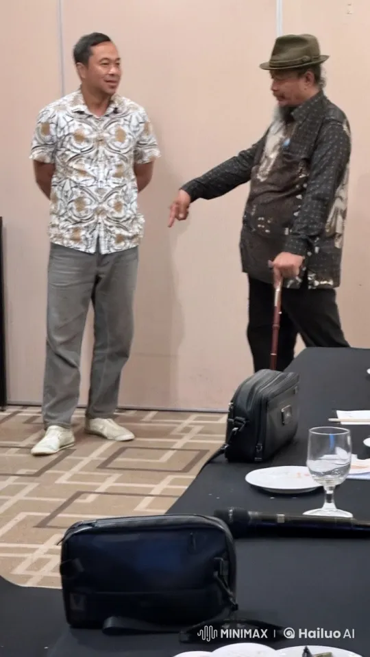 Heated Argument Escalates to Physical Altercation – AI Generated Video | Hailuo AI