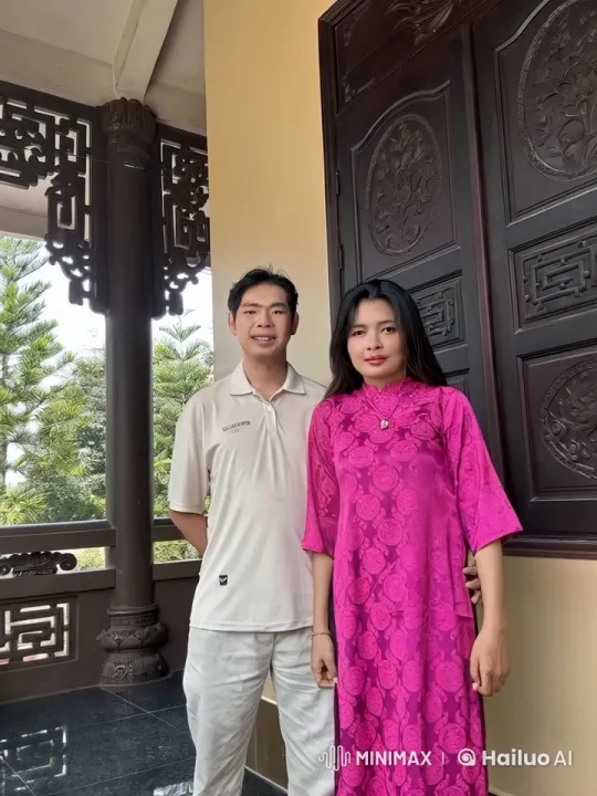 Couple Performs Synchronized Martial Arts on Porch – AI Generated Video | Hailuo AI
