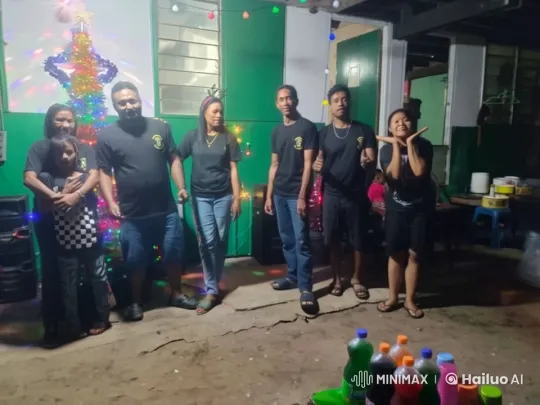 Casual Christmas Celebration in a Festive Room – AI Generated Video | Hailuo AI