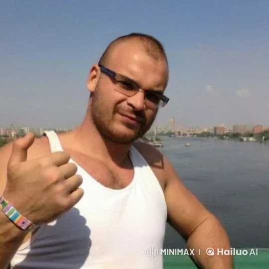 Muscular Man Pivots, Strikes Unknown Person Amid Scenic City Skyline – AI Generated Video | Hailuo AI
