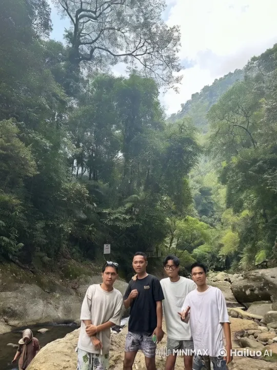 Forest Martial Arts Display: Kungfu in Nature – AI Generated Video | Hailuo AI