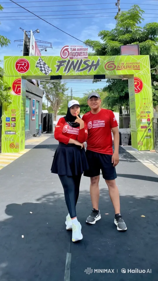Team Runners Indonesia Celebrate with Kung Fu Fight at Finish Line – AI Generated Video | Hailuo AI