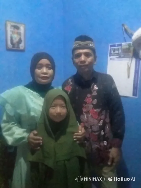 Family Portrait Transitions to Child's Kungfu Display – AI Generated Video | Hailuo AI