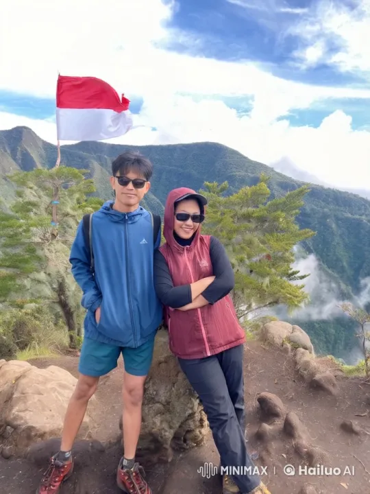 Indonesian Mountain Trail Kungfu Fight with Epic Scenery – AI Generated Video | Hailuo AI