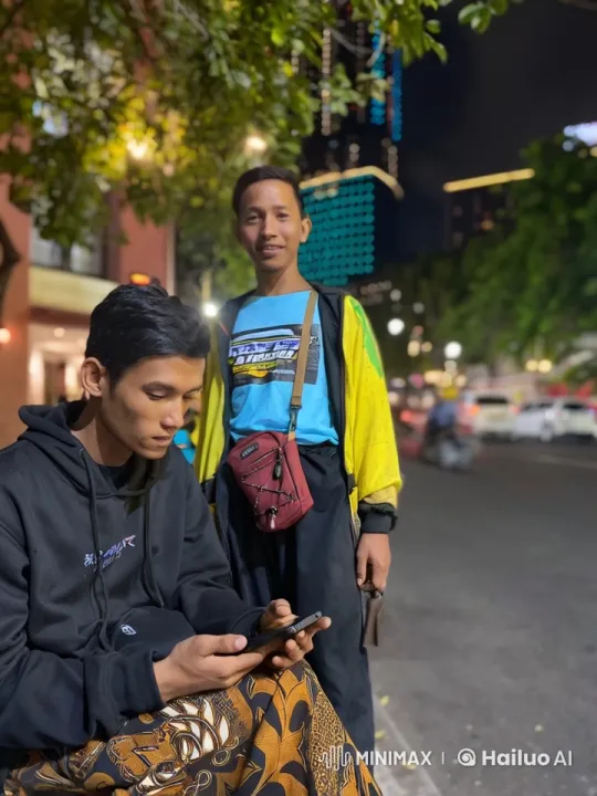 Nighttime Street Kungfu Display by Young Practitioners – AI Generated Video | Hailuo AI