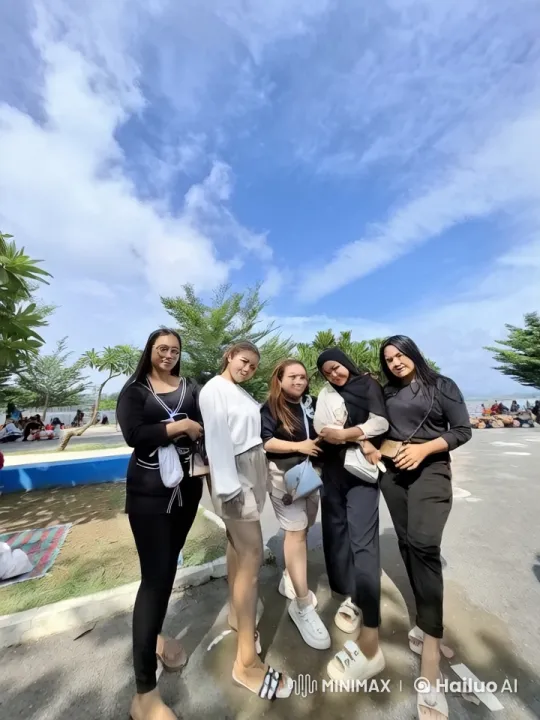 Kung Fu Performance Showcases Athleticism in Park Setting – AI Generated Video | Hailuo AI
