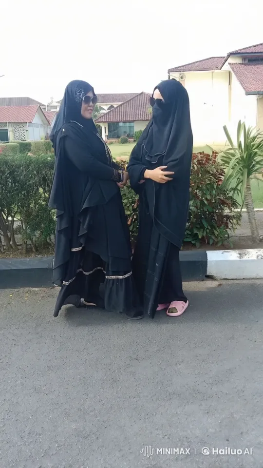 Kungfu Sparring Between Two Women in Abayas – AI Generated Video | Hailuo AI