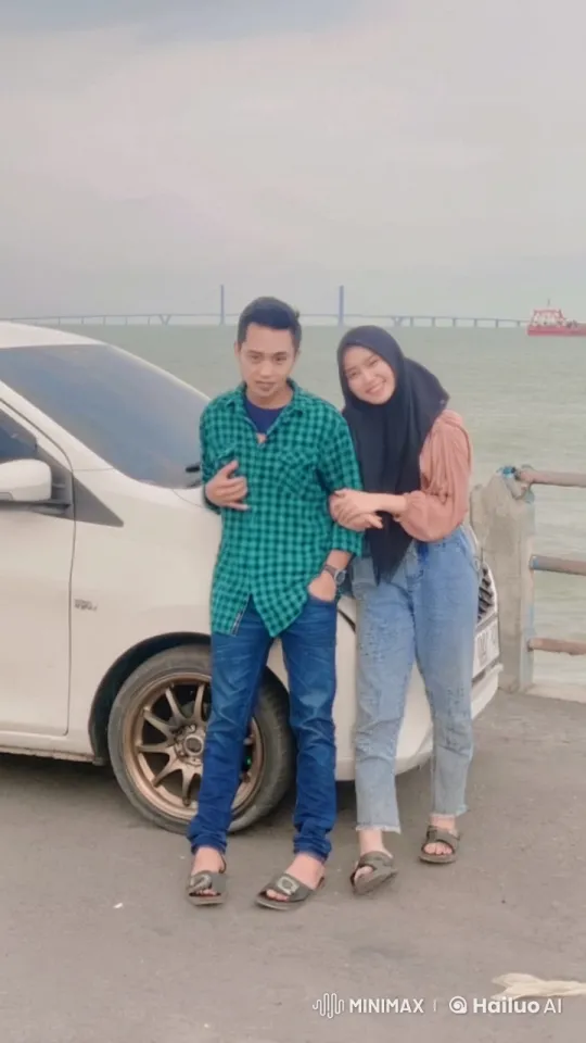 Young Couple Engages in Intense Kung Fu Fight by the Beach – AI Generated Video | Hailuo AI