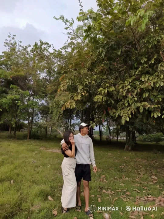 Couple's Intense Kung Fu Fight in Natural Setting – AI Generated Video | Hailuo AI
