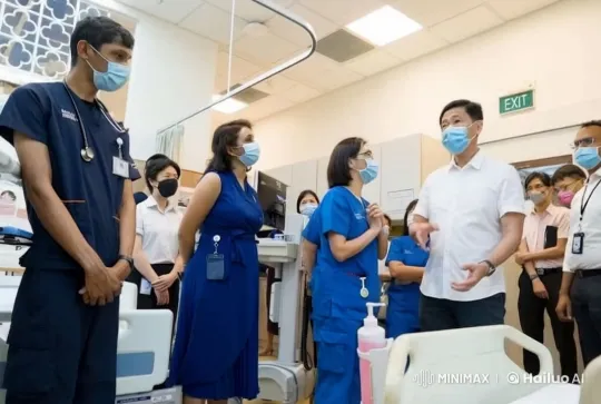 Healthcare Professionals Engage in Animated Discussion – AI Generated Video | Hailuo AI