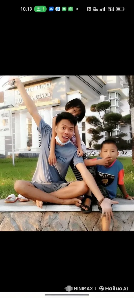 Man and Children Mimic Kungfu Poses Outside Building – AI Generated Video | Hailuo AI