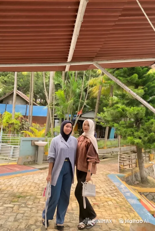 Kungfu Duel in Lush Landscape – AI Generated Video | Hailuo AI
