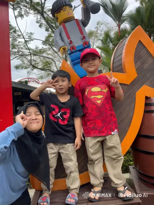 Children Display Martial Arts Skills in Energetic Video – AI Generated Video | Hailuo AI