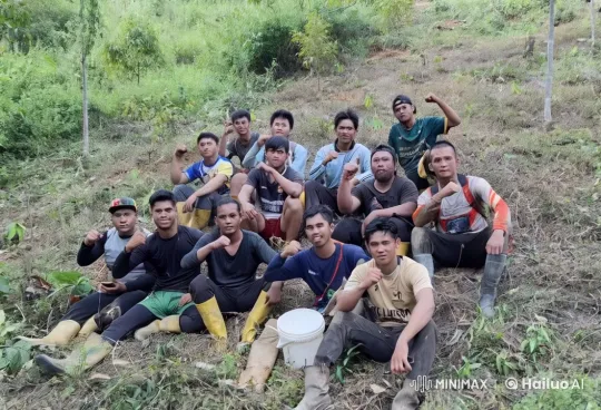 Forest martial arts group performs synchronized routine – AI Generated Video | Hailuo AI