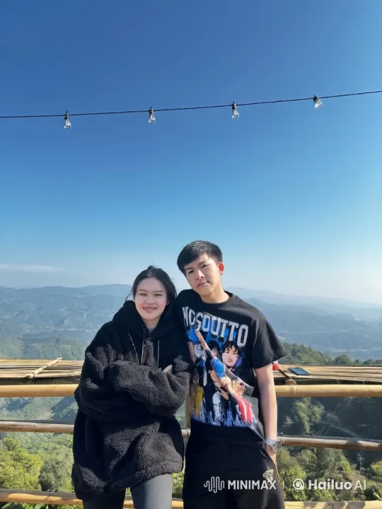 Couple Showcases Martial Arts in Mountainous Scenery – AI Generated Video | Hailuo AI