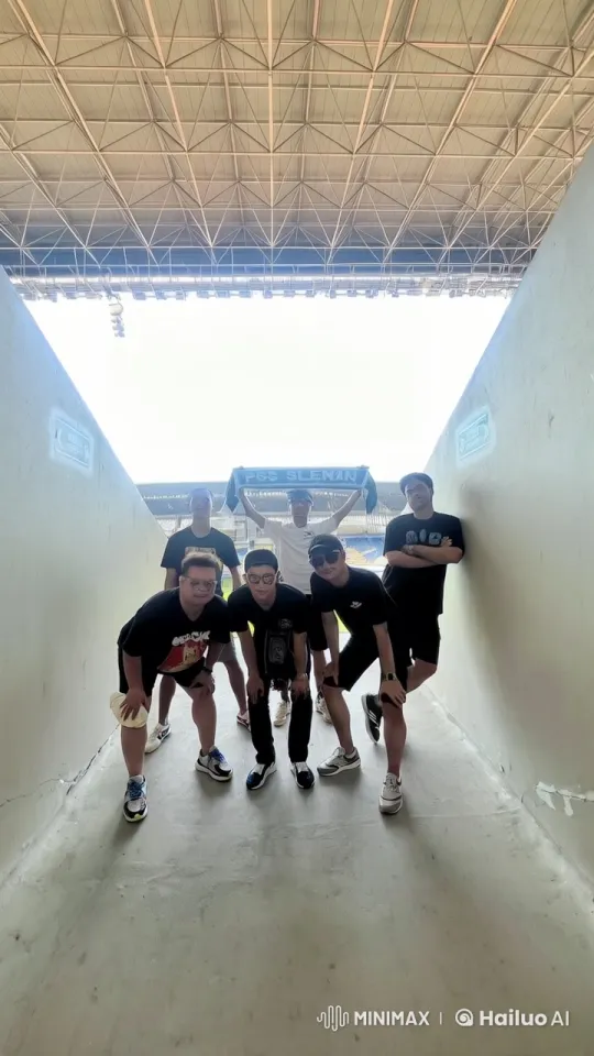 Sleman Team Performs Kung Fu in Stadium Tunnel – AI Generated Video | Hailuo AI